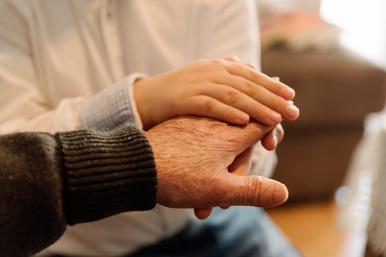 ALS Hastalığı Belirtileri